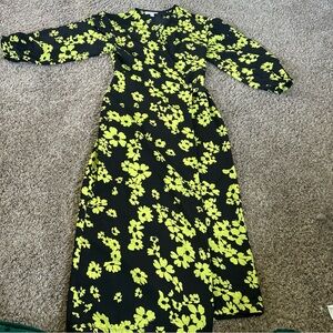 TopShop Women’s Floral Wrap Long  Dress - Black/Bright Lime Green Sz 4